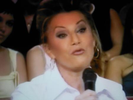 SHEILA DANS VIVEMENT DIMANCHE!