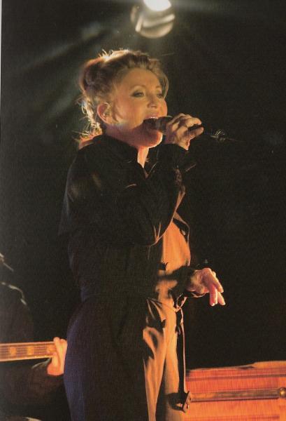 SHEILA JEUDI SUR CANAL PLUS!