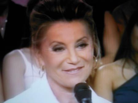 SHEILA DANS VIVEMENT DIMANCHE!