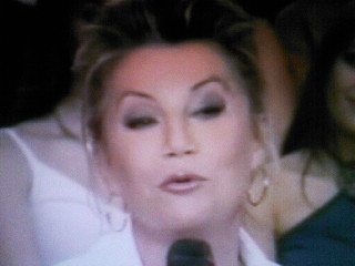 SHEILA DANS VIVEMENT DIMANCHE!