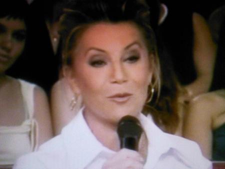 SHEILA DANS VIVEMENT DIMANCHE!