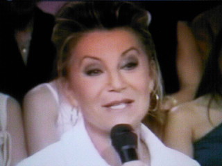 SHEILA DANS VIVEMENT DIMANCHE!