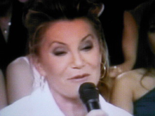 SHEILA DANS VIVEMENT DIMANCHE!