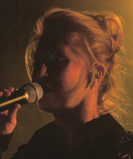 CE SOIR SHEILA SUR CANAL PLUS AU GRAND JOURNAL!