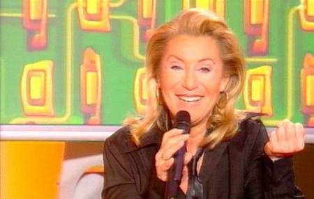 sheila tout sourire!