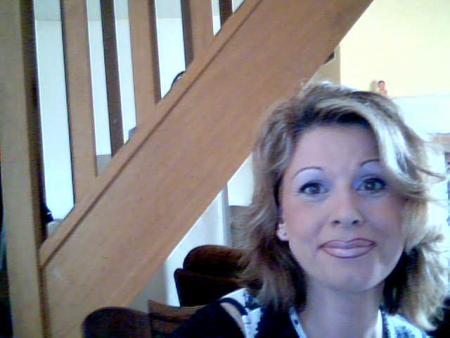 a demain! bonne fin de journee! bonne soiree!